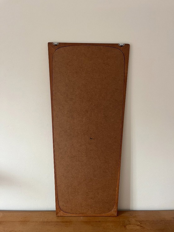 Image 1 of Vintage Deense teakhouten spiegel met organische randen - spiegel uit het midden van de 20e eeuw