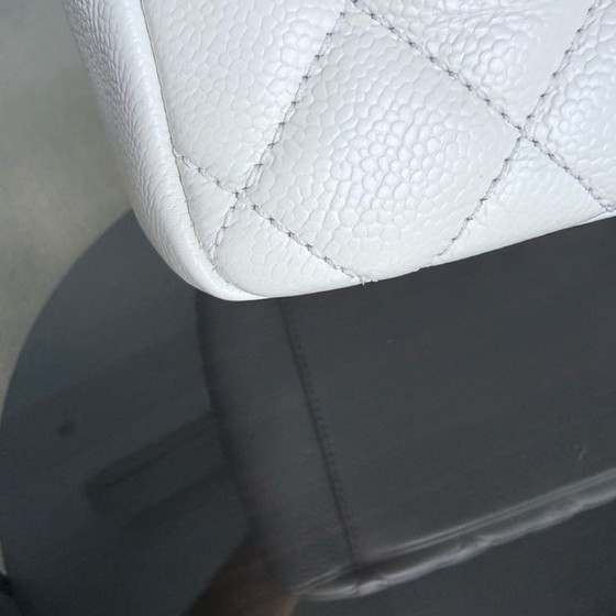 Image 1 of Borsa tote Chanel GST Grand Shopping - Pelle trapuntata Caviar, colore bianco, con finiture argentate, serie 14
