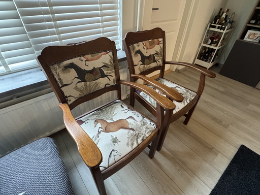 2 x Antike Stühle mit Alhambra-Stoff