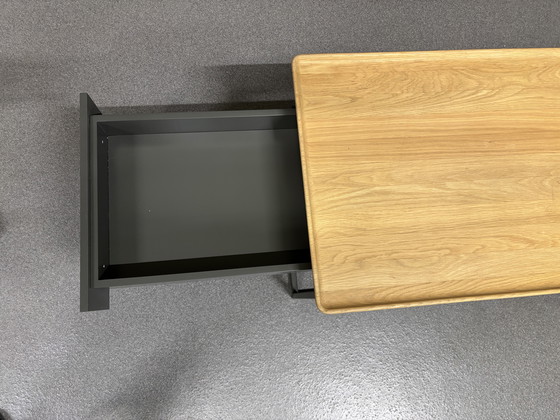 Image 1 of Mesa de centro Rolf Benz 934-2 de roble, color gris Umbra.