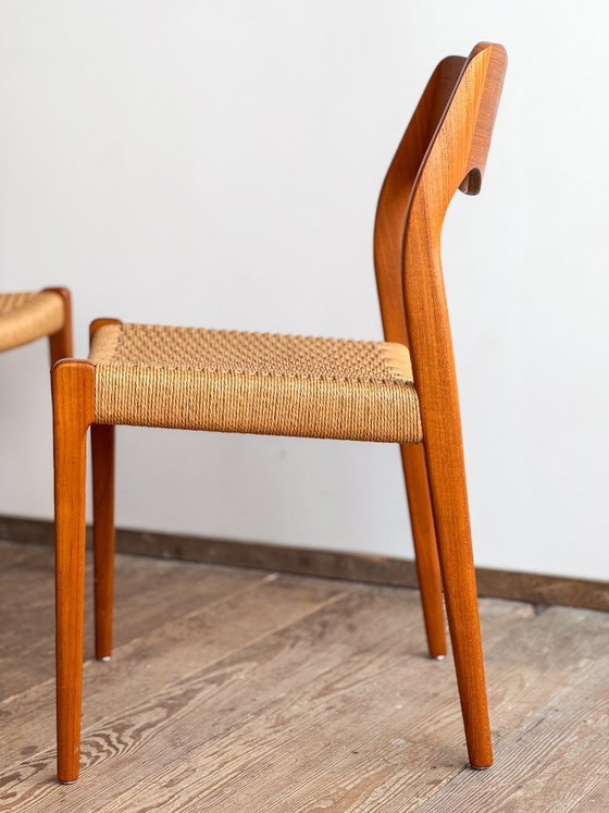 Image 1 of Set van 6 teakhouten eetkamerstoelen van Niels O. Møller voor J.L. Moller, model 71