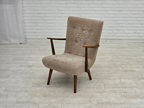 Image 1 of Deense fauteuil uit de jaren 60, bekleed met meubelwol en gemaakt van beukenhout.