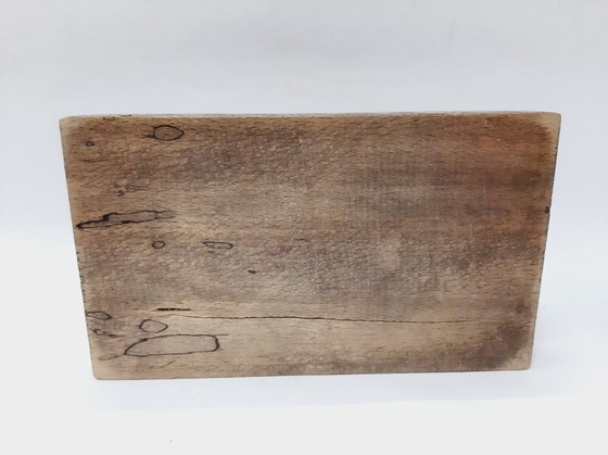 Image 1 of Grande boîte en bois ancienne à pyrogravure