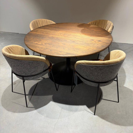 Artifort Clarion Mesa de comedor, Mesas de comedor, Metal, Madera, Negro (foto 2 de 5)