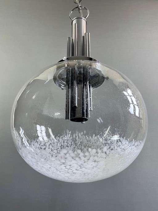 Space Age hanglamp uit 1970 van Murano glas en chroom, toegeschreven aan Carlo Nason voor Mazzega.