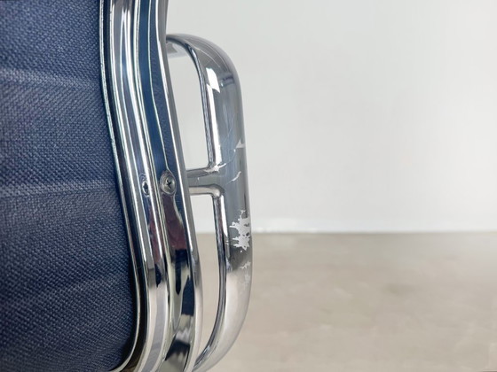 Image 1 of Vitra EA 119 office chair Charles & Ray Eames Hopsak leather high