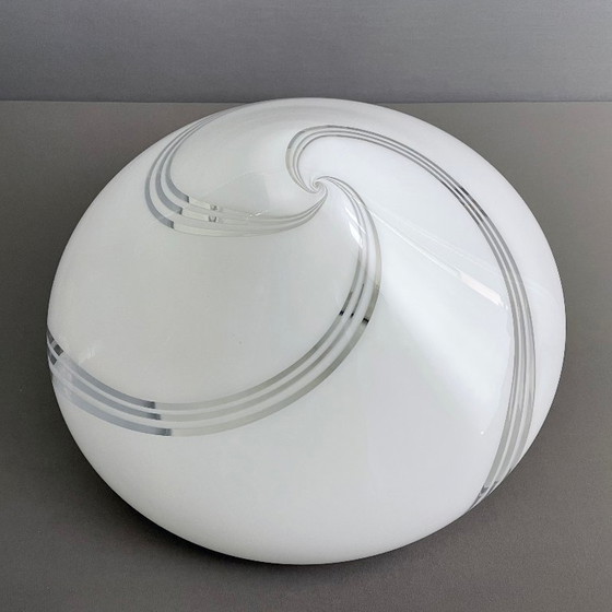 Image 1 of XL Vintage 1970s-80s Murano blown glass swirled ceiling lamp. Three-light, 45 cm diameter.