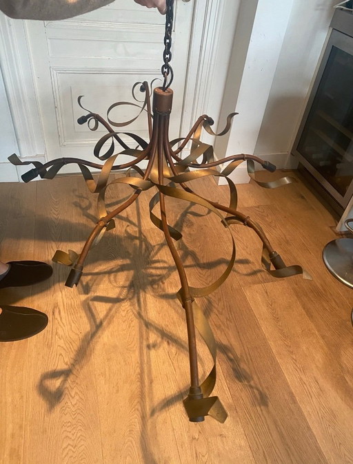 Jacco Maris Ruban plié oval pendant lamp made of curved steel