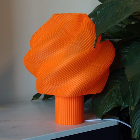 Magda Sculptural Lamp | Orange Translucent – Archy, Table lamps (photo 5 of 5)