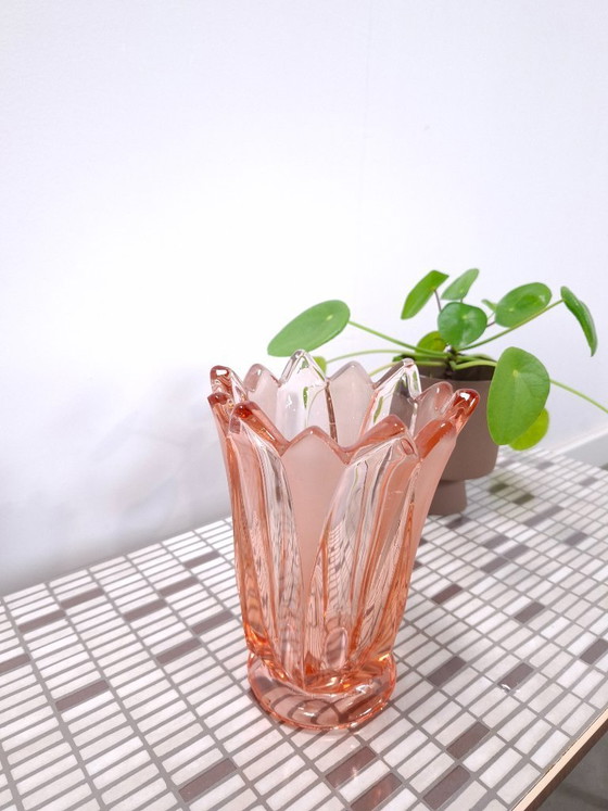 Image 1 of Pink glass vase, flower vase