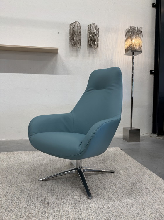 Pode Spot Two Poltrona girevole pelle blu – Sedie girevoli (photo 7 of 11)
