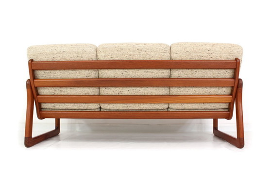 Image 1 of Come nuovo! Divano Holstebro di design danese di metà secolo, in teak massello, lana vergine di prima qualità, condizioni da esp