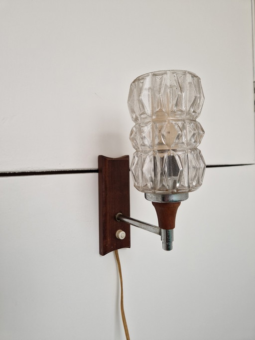 Lampe murale vintage "Fishingrod" avec verre en cristal et teck chromé