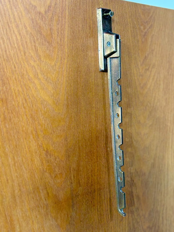 Image 1 of Armoire vintage / Armoire/penderie style années 60