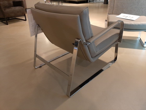 Shabby chic + stool – Conform, Armchairs, Leather (photo 4 of 5)