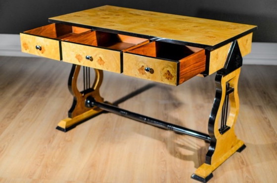 Image 1 of Scrivania in acero a forma di lira in stile Biedermeier
