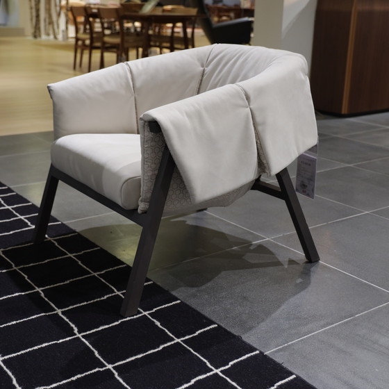 Image 1 of Ligne Roset Okumi Sessel