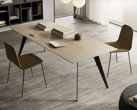 Image 1 of Aise tafel - Metalen poten - TREKU