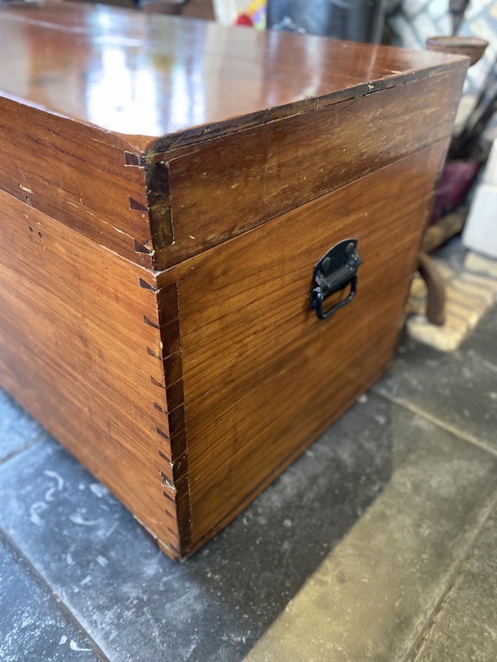 Image 1 of Dekenkist de Hutkoffer