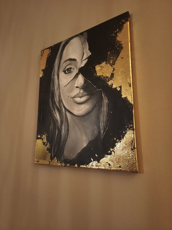 Canvas Portrait – Art, Gold (photo 3 of 5)