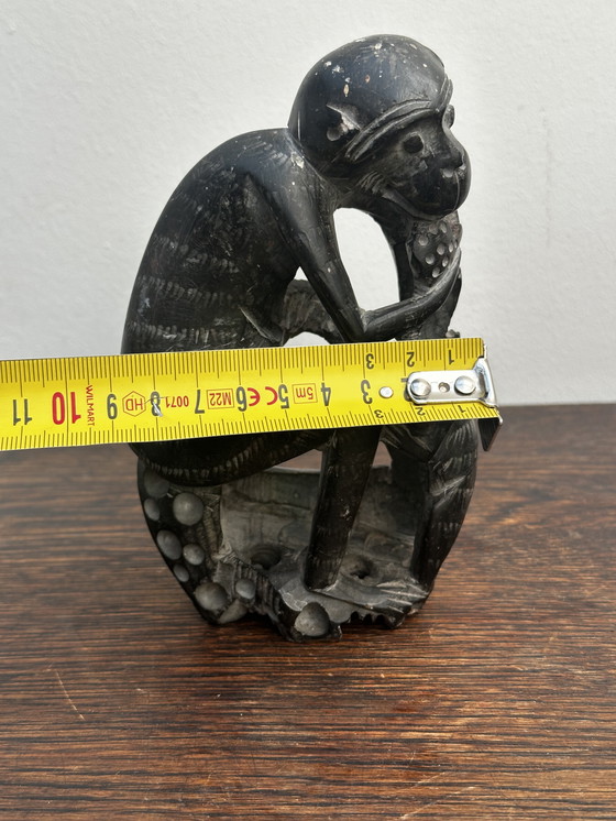 Image 1 of Scultura di Singe in pierre noire Mère et enfant H 14 cm / L 9 cm