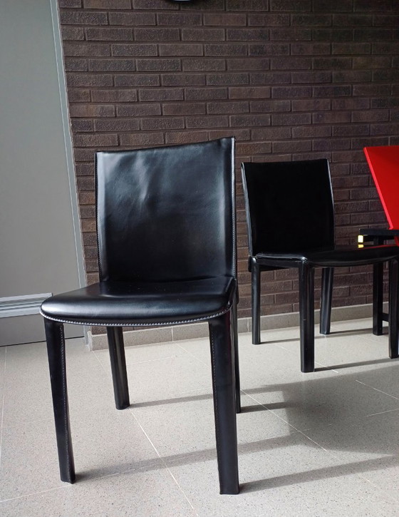 Image 1 of 4 x Chairs in Black Leather by Arper, Italy