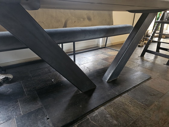 Image 1 of Tavolo da pranzo effetto cemento con gambe in acciaio, 260 cm