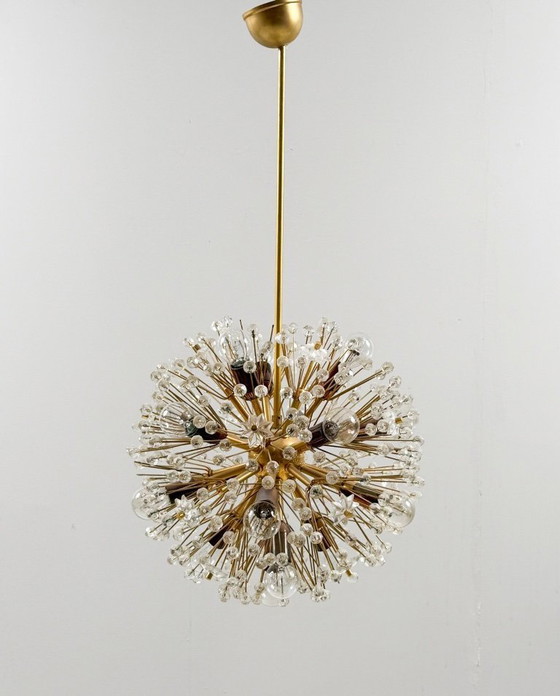 Image 1 of Lámpara de araña Snowball/Sputnik de latón, diseñada por Emil Stejnar, Austria, década de 1960.