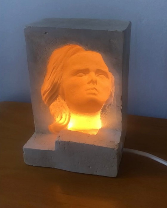 Brutalist Kinetic Art Table Lamp – Stone (photo 11 of 20)