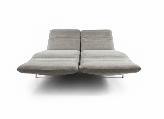 Image 1 of Vom Sitzbereich zum Traumplatz – alles in einem Sofa: Rolf Benz Plura