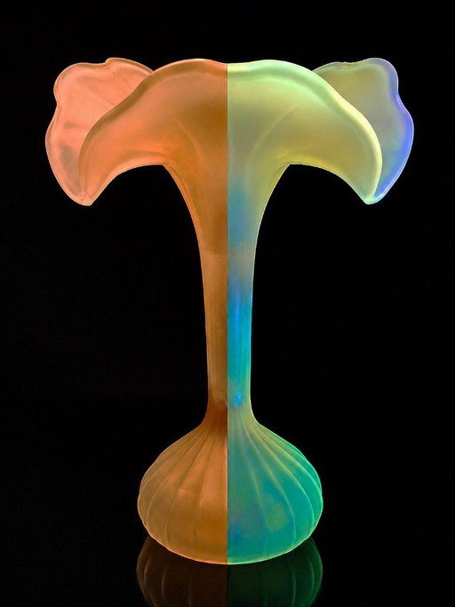 Jack in The Pulpit "Soliflore" Cristallo (Leonardo Handarbeit 1980-1990) Reattivo ai raggi UV – vazen, Crystal, Glass