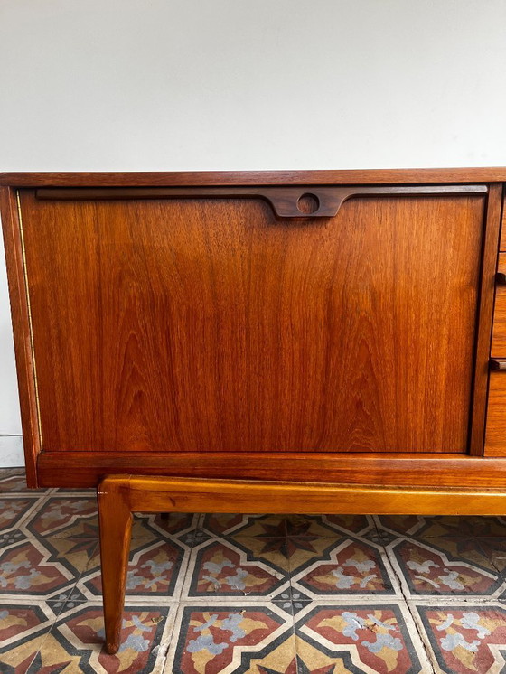 Image 1 of Buffet moderne Mid Century - Stonehill Furniture