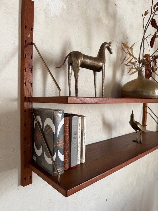 Libreria a muro scandinava vintage in teak di Sven Ellekaer – wandrek, Brass, Scandinavian (photo 2 of 9)