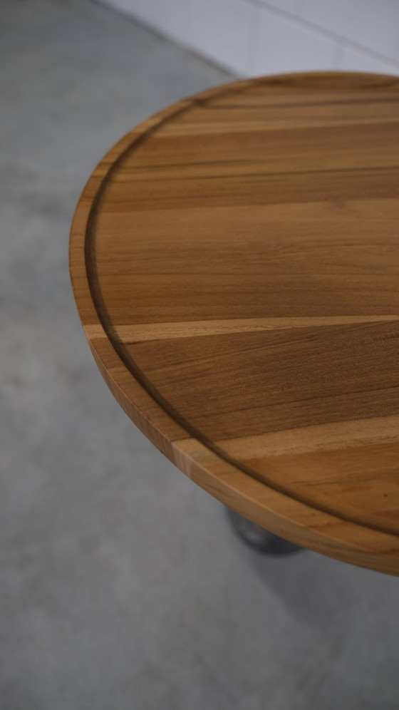 Image 1 of Table d'appoint Sarek – teck massif avec base en pierre naturelle (modèle d'exposition)