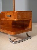 Mueble de recibidor funcionalista con espejo, Checoslovaquia, década de 1930