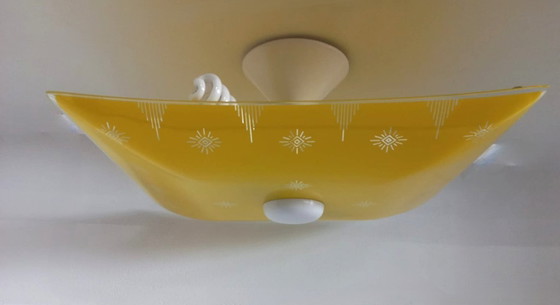 Image 1 of Lampada da soffitto vintage anni '50/'60 a forma di "ombrello rovesciato".