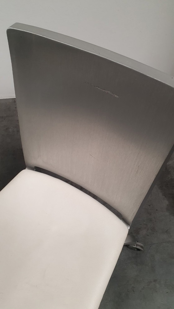 Sedia da ufficio Emeo Design Philippe Starck, ruote Hudson, alluminio – Emeco, Sedie da ufficio, Plastic (photo 4 of 19)