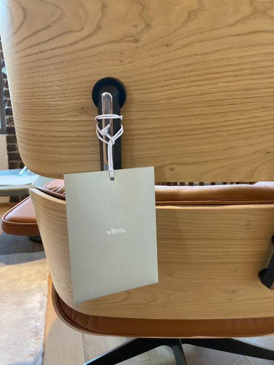 Image 1 of eames lounge + ottoman vitra