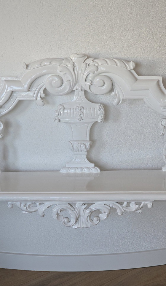 Image 1 of Hall bench 18th century