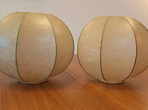 2 originale Vintage-Kokon-Lampenschirme – Mid-Century Modern Design (1950er–1970er)