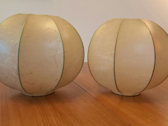 Image 1 of 2 paralumi Cocoon Vintage originali – Design moderno di metà secolo (anni '50-'70)