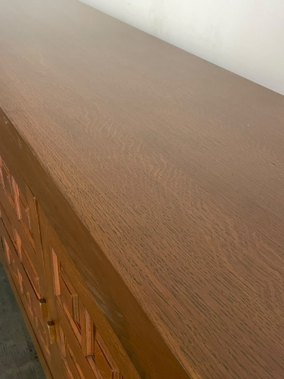 Französisches Sideboard im brutalistischen Stil aus Eichenholz, 1970er Jahre, Braun (Foto 10 von 11)