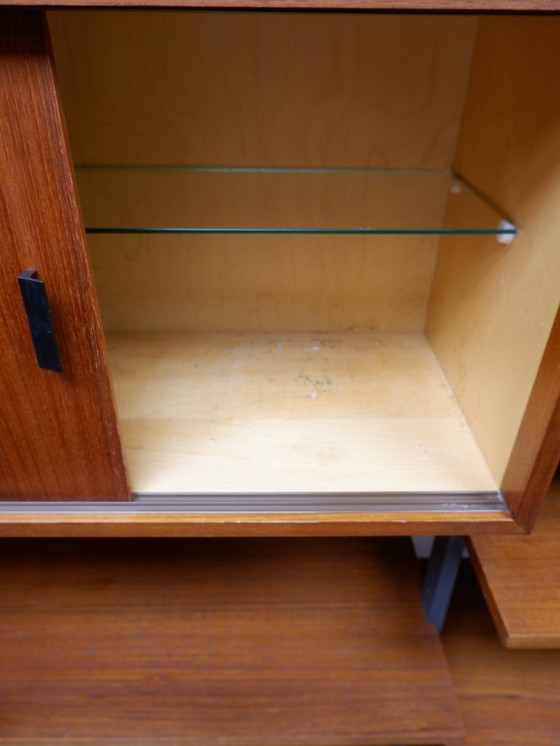 Image 1 of Armario de pared antiguo de teca diseñado por Olof Pira en la década de 1960.
