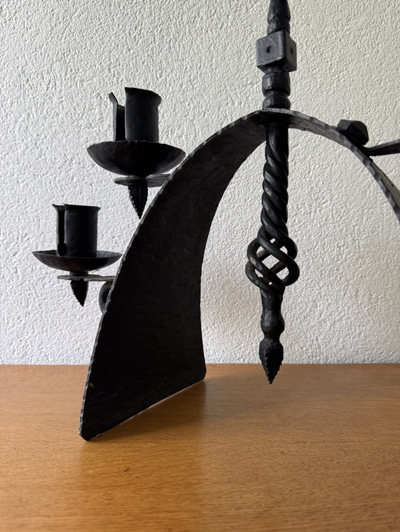 Image 1 of 60's Brutalistische smeedijzeren kandelaar