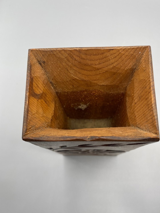 Gesneden houten doodskist in de vorm van een maaier – landelijke volkskunst – Decoratieve objecten (photo 5 of 7)