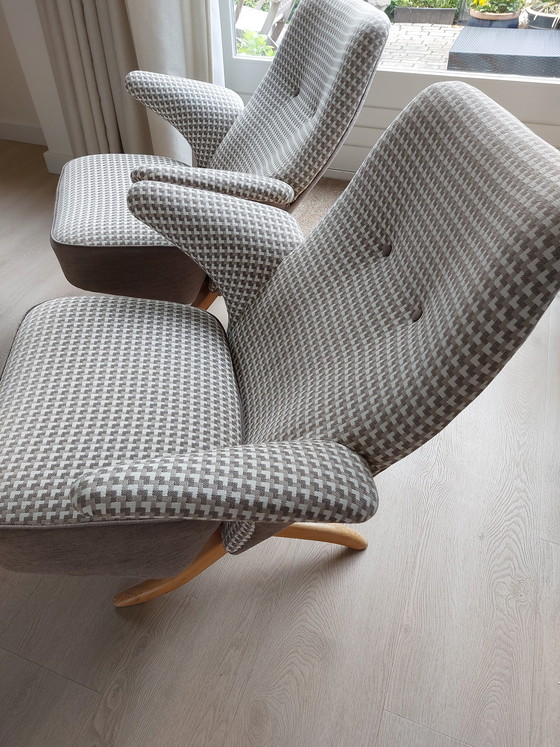 Image 1 of Artifort 2 sillones S Penguin mismo tapizado