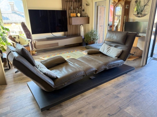 KOINOR EPOS Free Motion Designer Lederen Sofa – Zo goed als nieuw – Mediastation