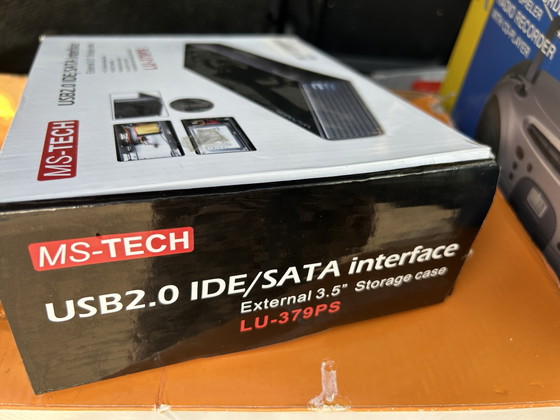 Mobile di archiviazione esterno da 3,5" con interfaccia IDE/SATA USB 2.0 di MS-TECH. – ms tech (photo 3 of 6)