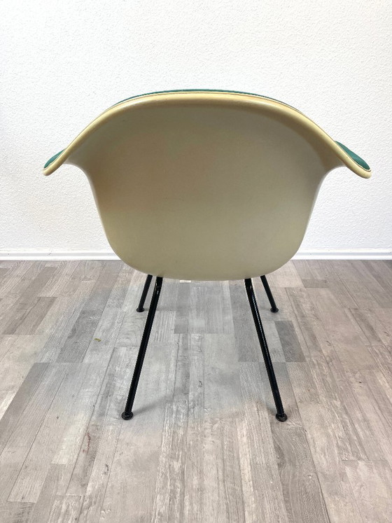 Image 1 of Hermann Miller Eames Sillón de fibra de vidrio Hopsak DAX Fehlbaum