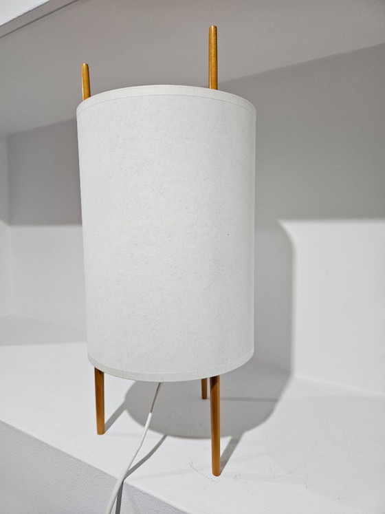 Image 1 of Cilindrische bureaulamp "No 9", Isamu Noguchi, Knoll, jaren 1940.